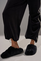 AKIRA RHYS BLACK FUZZY FLAT