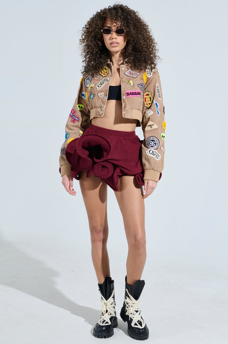 UPSIDE DOWN WAVY MINI SKIRT IN BURGUDY