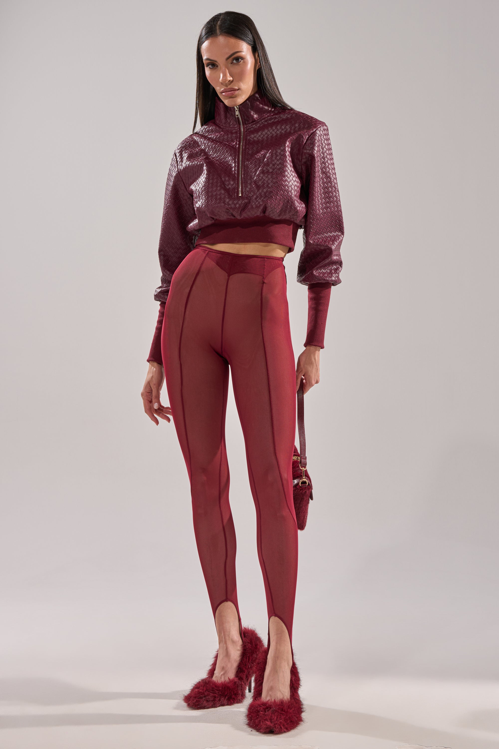 BALLET GIRL STIRRUP LEGGING IN BURGUNDY
