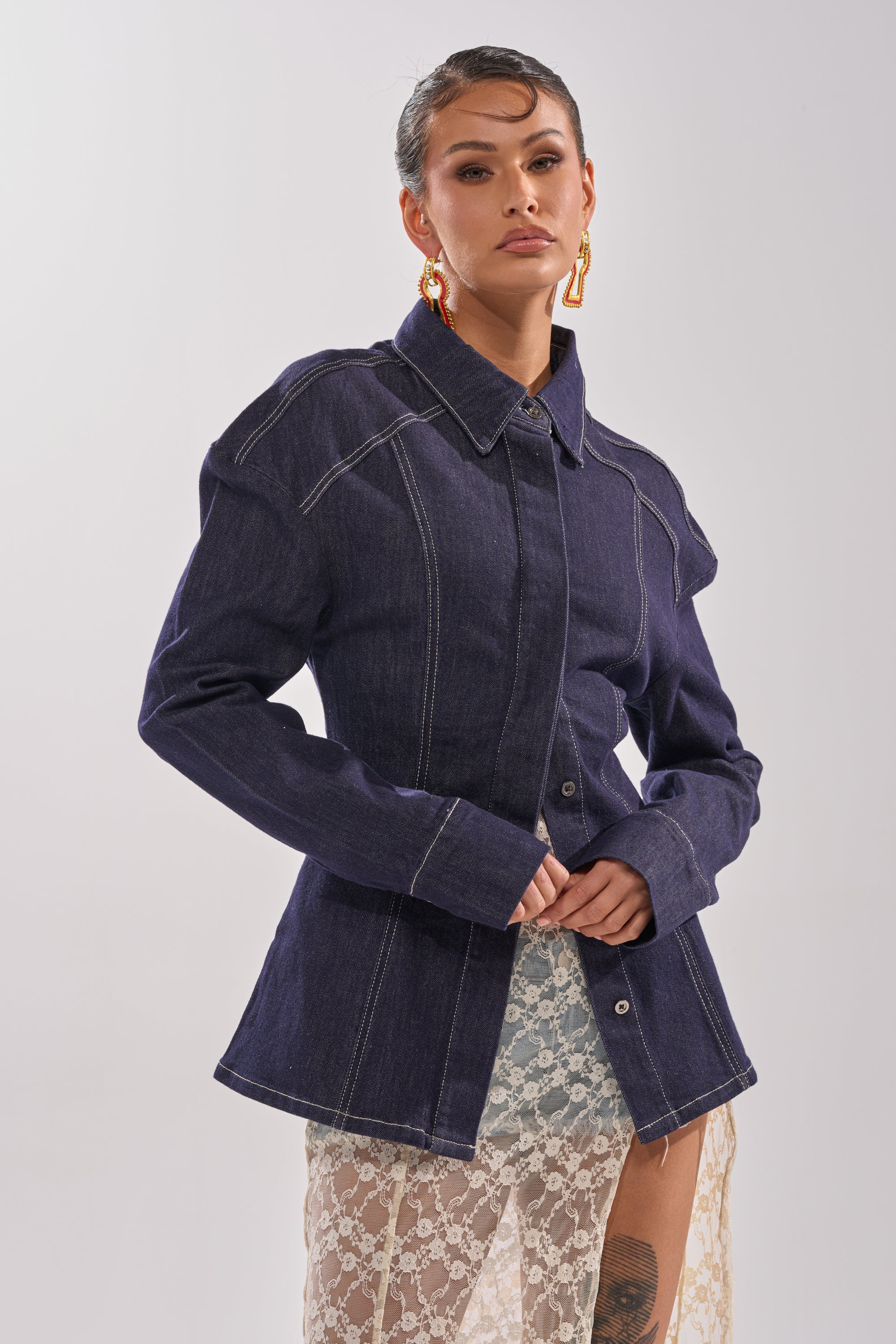 COME WITH ME BUTTON DOWN TOP