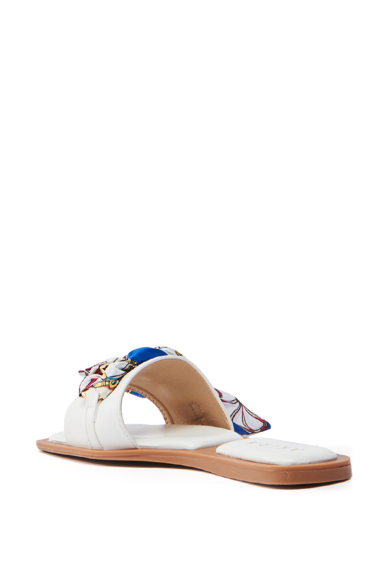 AKIRA LORCAN WHITE SANDAL