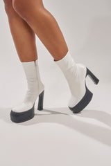 AKIRA GOLD OBSIDIAN WHITE CHUNKY PLATFORM BOOTIE