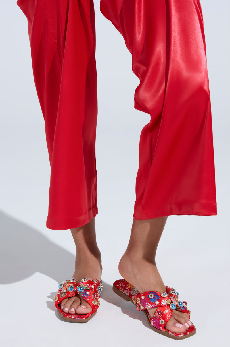 AKIRA RAMSEY RED FLAT SANDAL