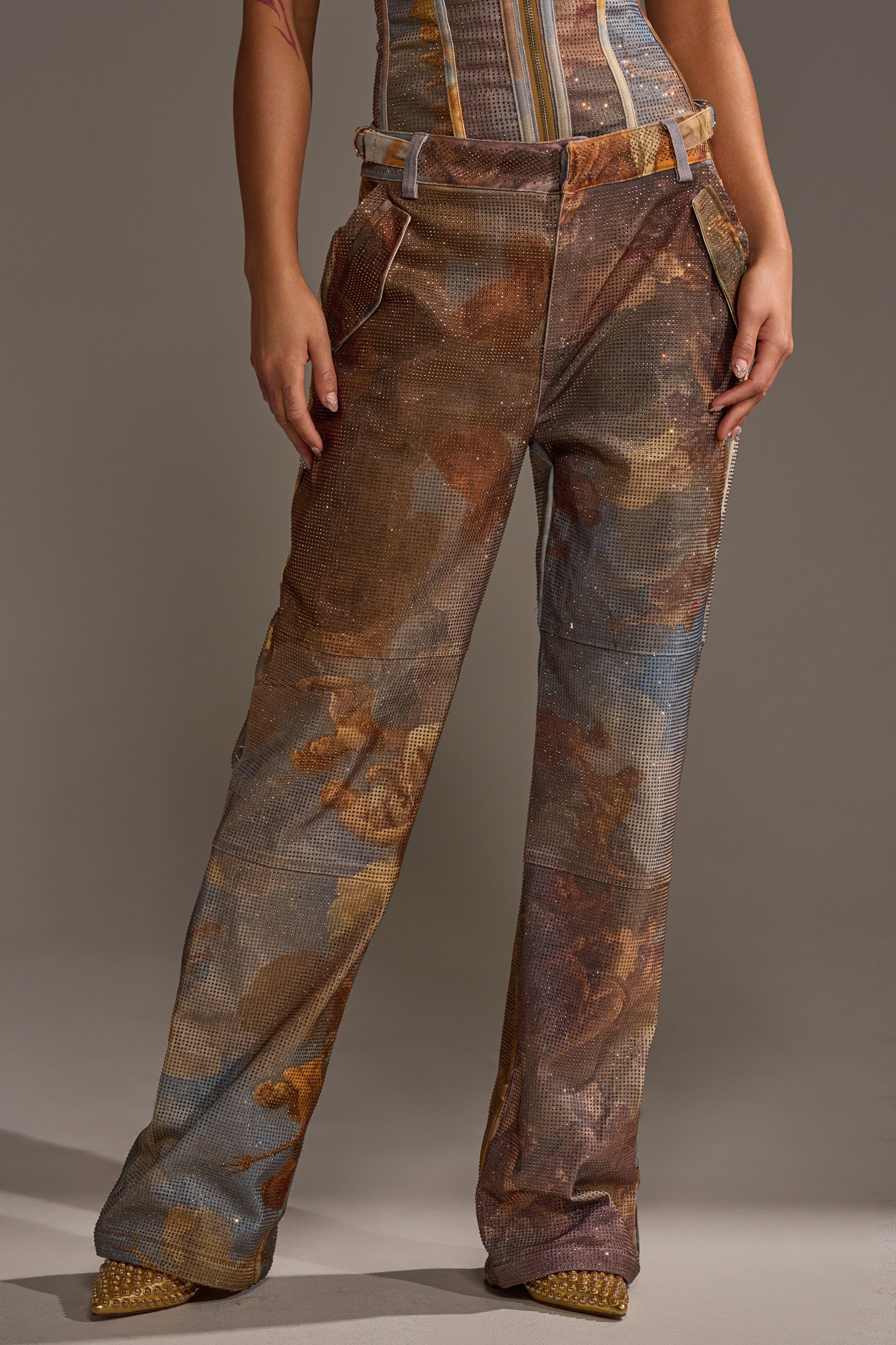 IN THE FUTURE TROUSER