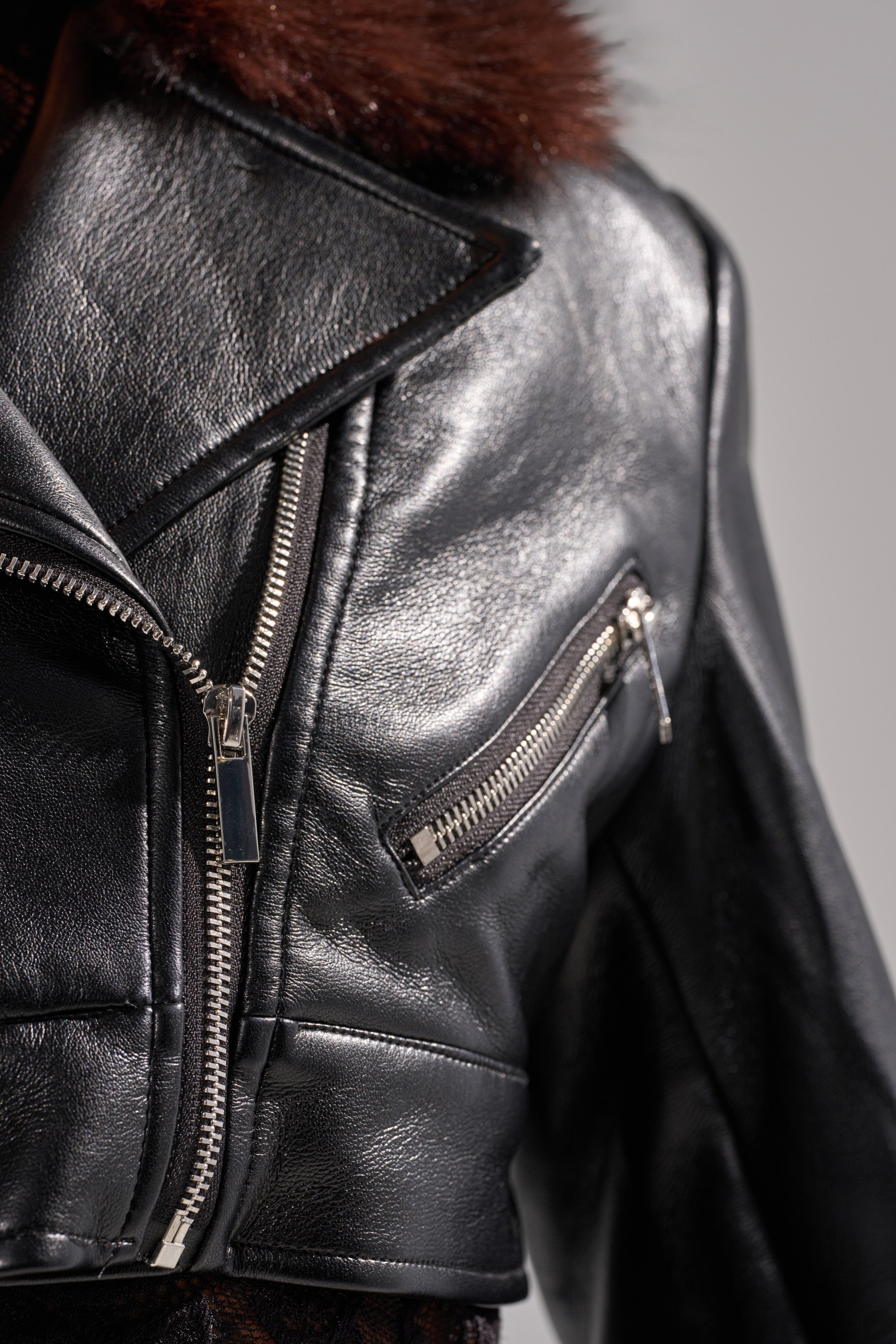 VICTORIA FUR TRIM MOTO