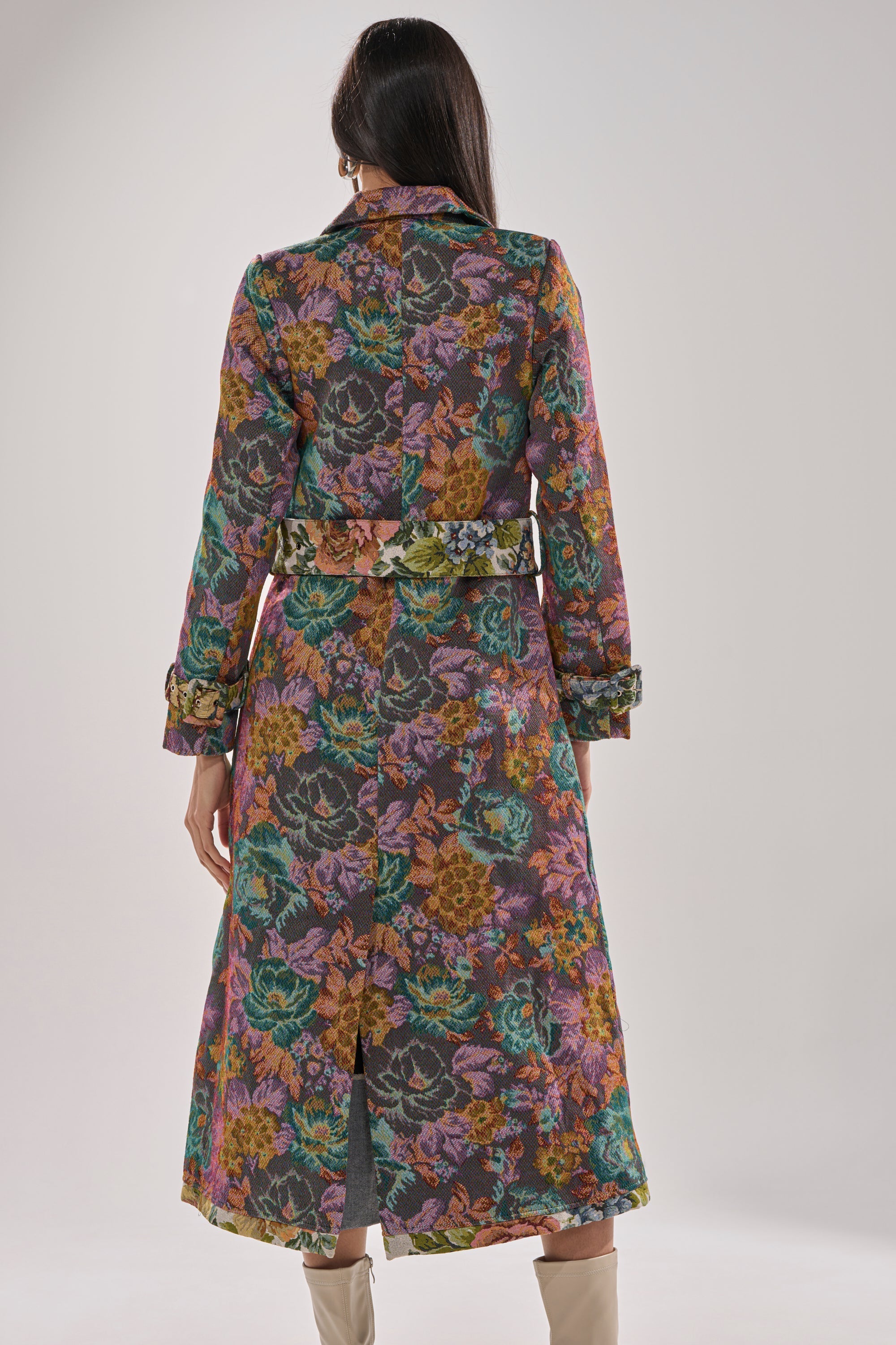 SHOW OFF TAPESTRY TRENCH