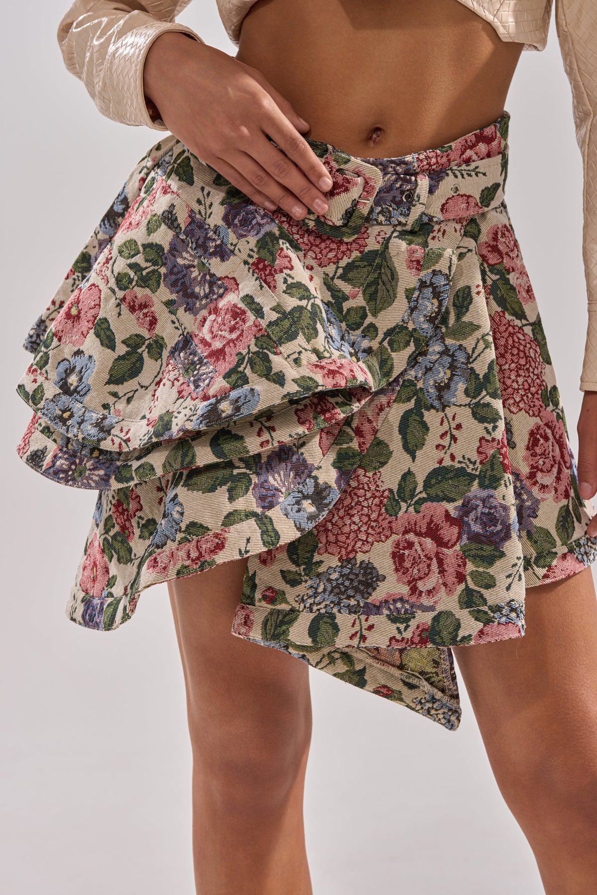 GIVE ME FLOWERS MINI SKIRT