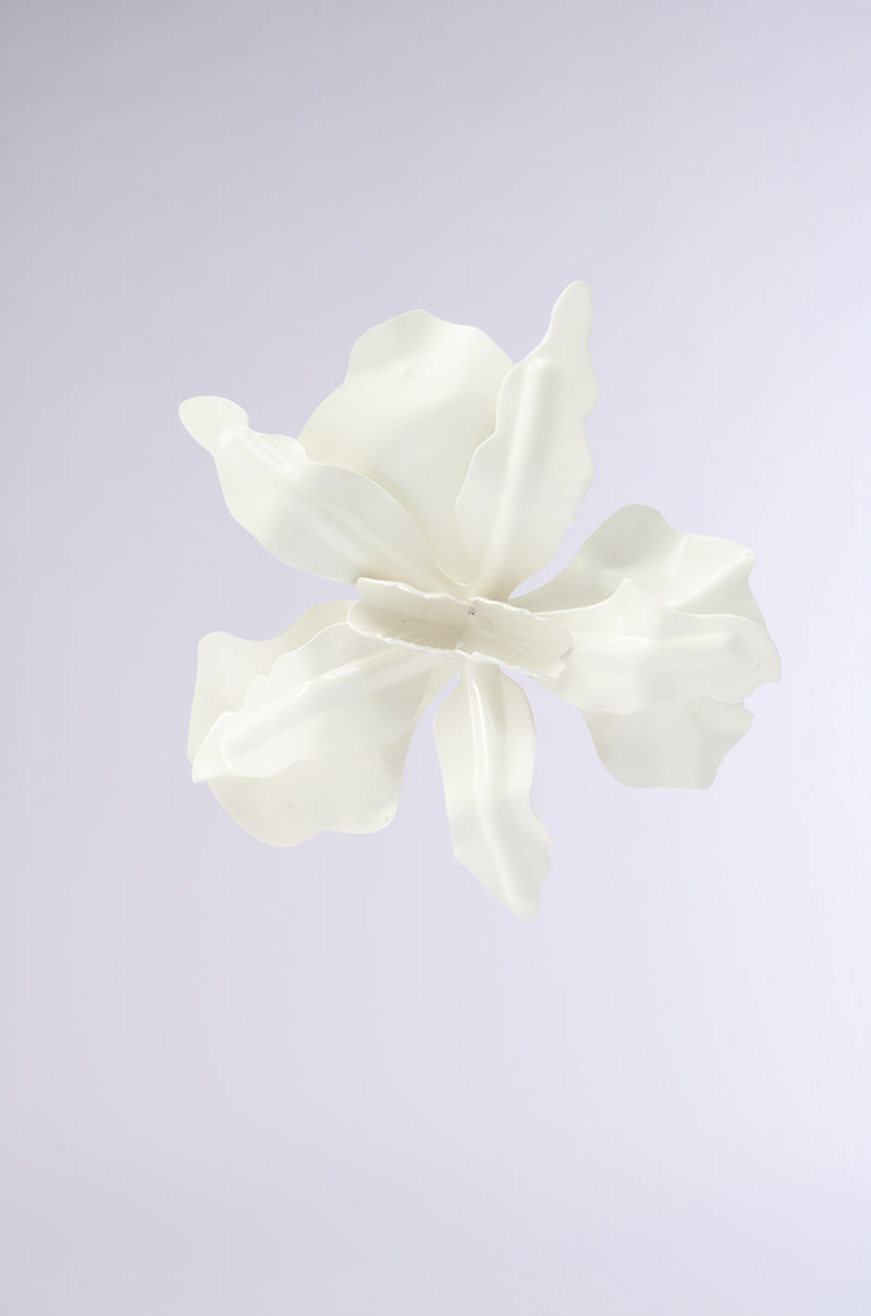 NEVER SETTLE EARRING