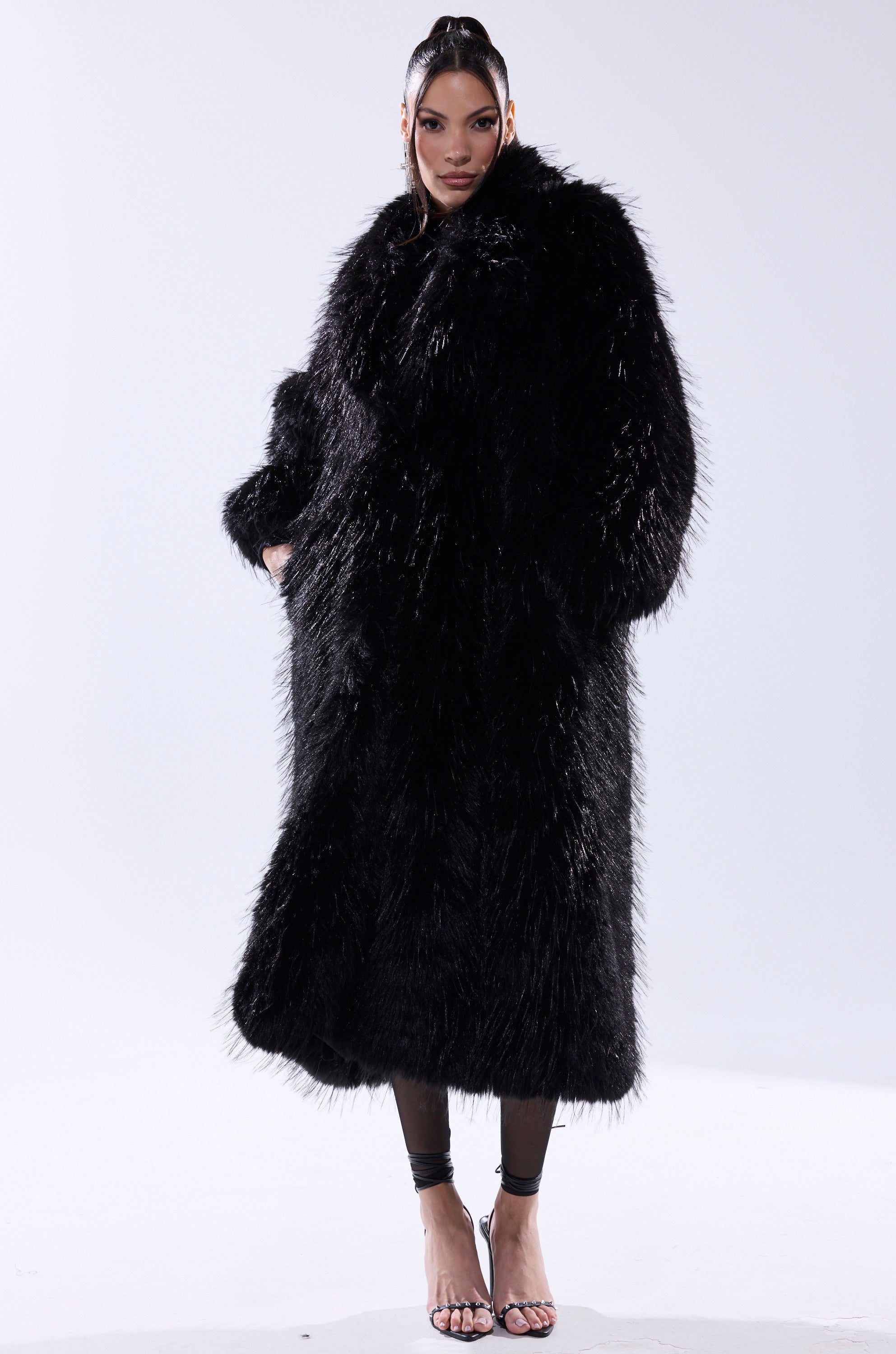 TSUNAMI FAUX FUR COAT IN BLACK