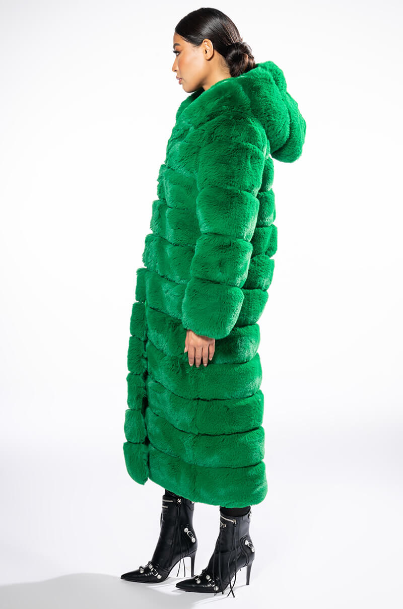 LUXE JENNY FAUX FUR LONG COAT IN GREEN