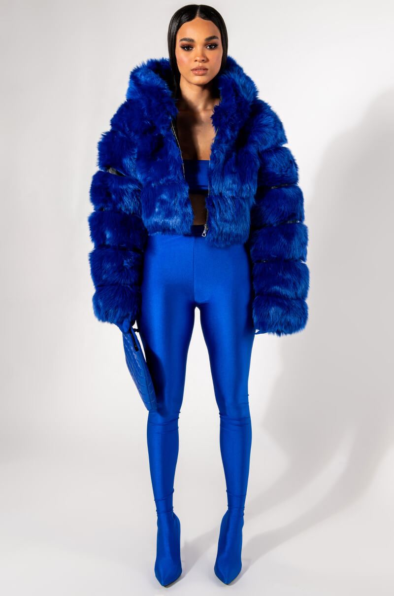 GRACELLE FAUX FUR CROPPED JACKET