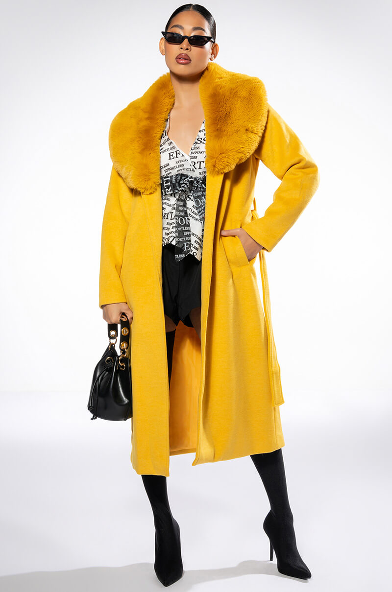 AZALEA WANG PRINCESS YELLOW TRENCH WITH FUR COLLAR