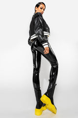 RUNNER FITTED CROP VARSITY BOMBER