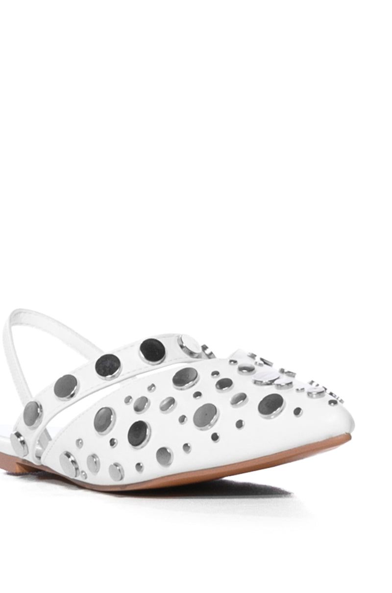 AZALEA WANG TESSIE WHITE SILVER EMBELLISHED FLAT