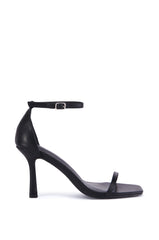 AZALEA WANG SPINDLE BLACK SANDAL