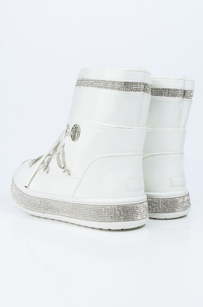 AZALEA WANG TAKE ME AWAY FLAT BOOTIE IN WHITE