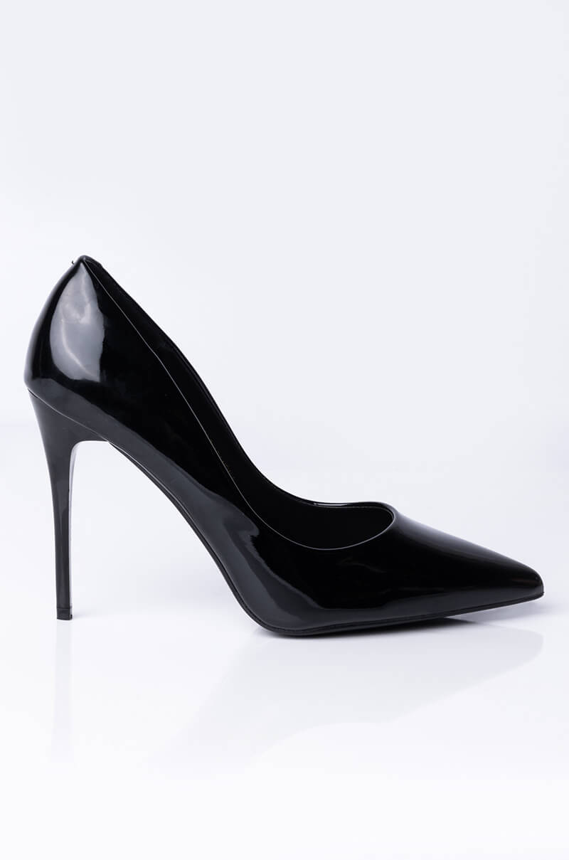 AZALEA WANG TAKE ME OUT STILETTO PUMP IN BLACK