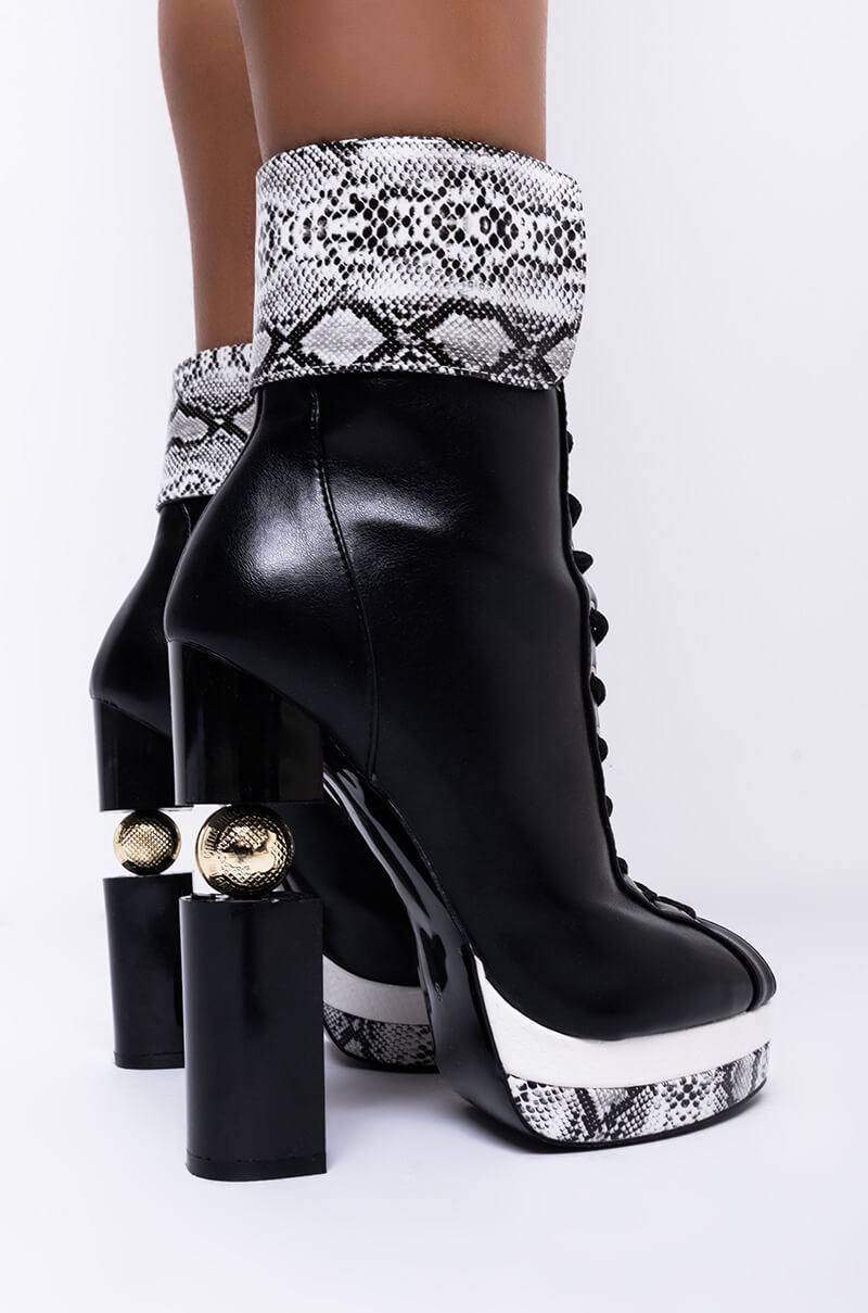 AZALEA WANG THINKING OUT LOUD CHUNKY HEEL BOOTIE IN BLACK