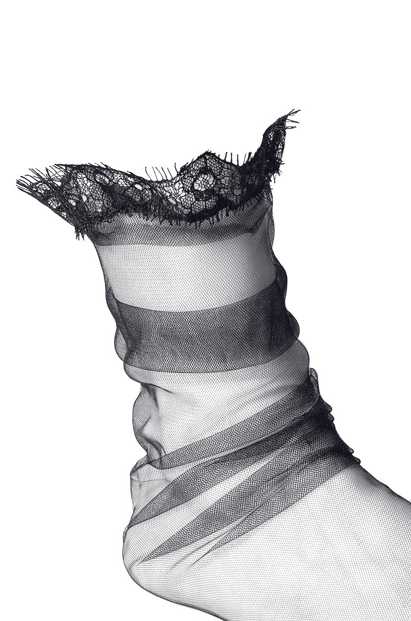 BARELY THERE SHEER SOCKS