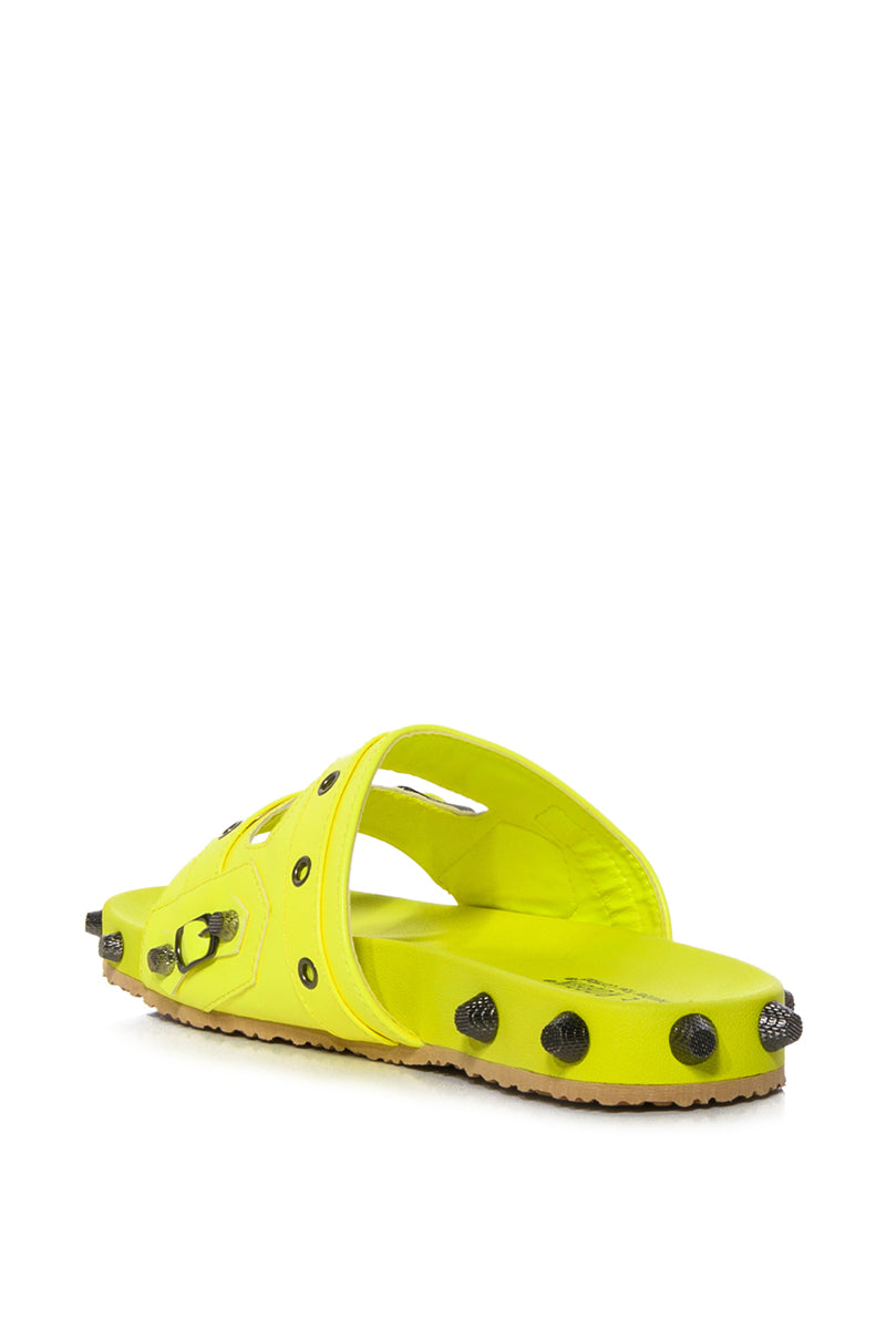 COMBOO EMBELLISHED FLAT SANDAL LIME