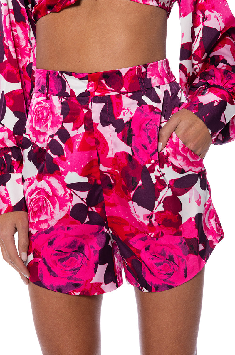 COME MY WAY MINI SHORTS