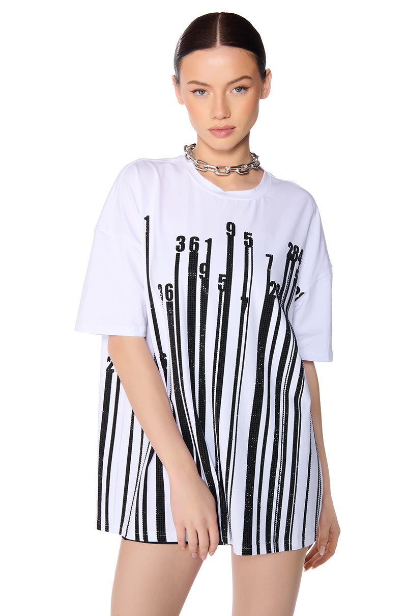 COUNT IT UP SHORT SLEEVE EMBELLISHED T-SHIRT