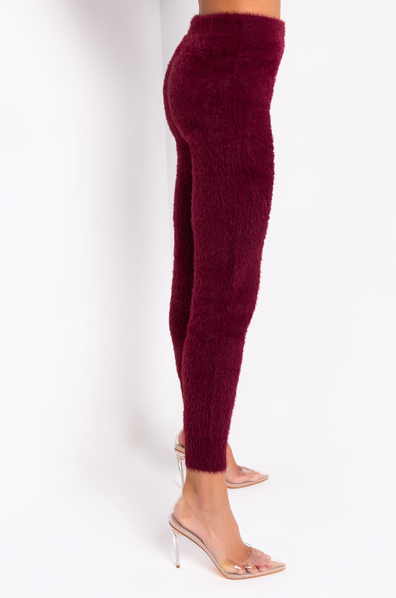 CRAZY COMFY COOL FUZZY CASUAL JOGGER BURGUNDY