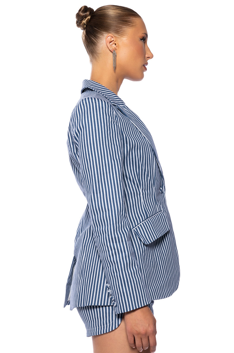 HANSEL PIN STRIPE FITTED BLAZER