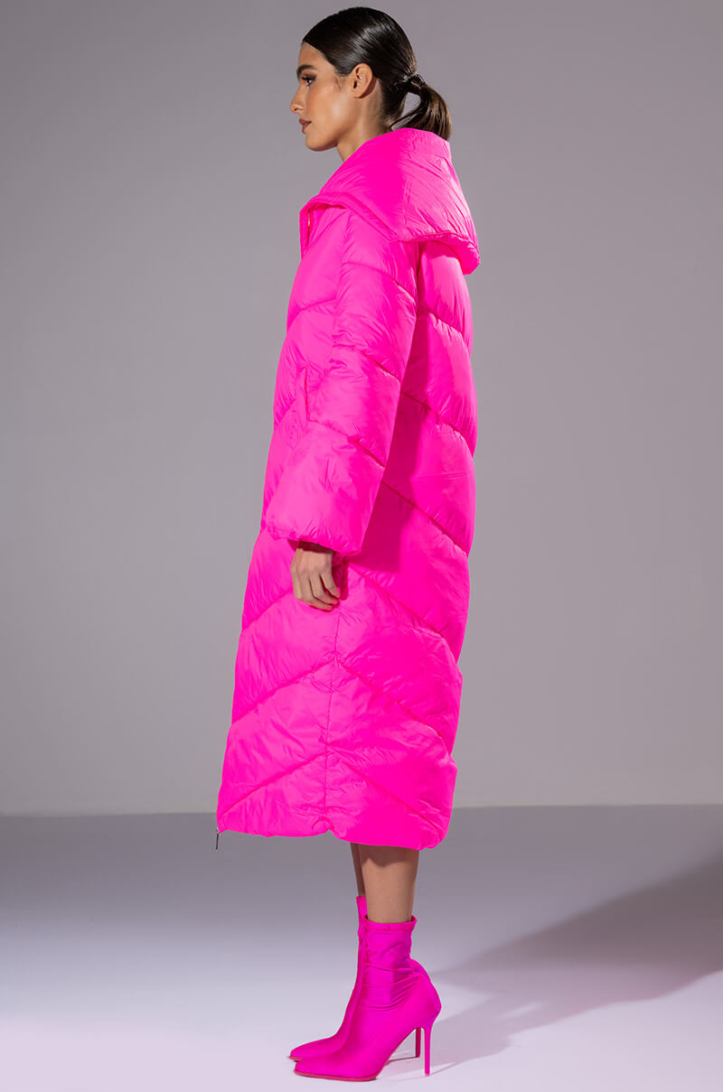 LOLITA LUXE ESSENTIAL PUFFER COAT IN PINK