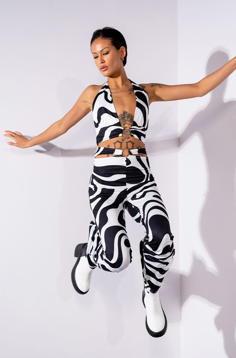 KARMA CUT OUT FLARED LEGGING