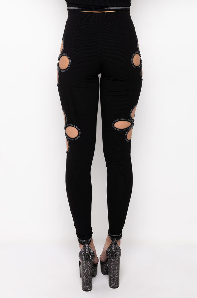 KYLIE CUT OUT RIBBED LEGGING