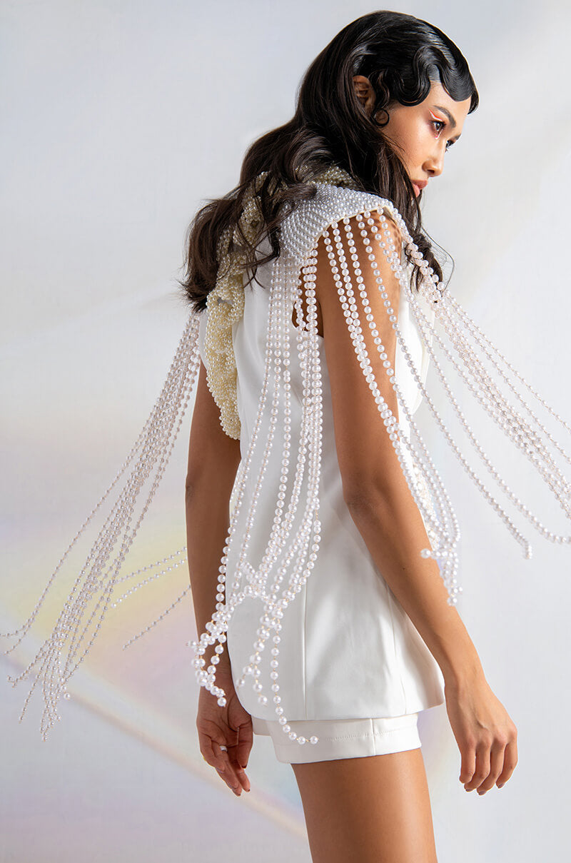 LA MODA PEARL SHOULDER PAD BLAZER