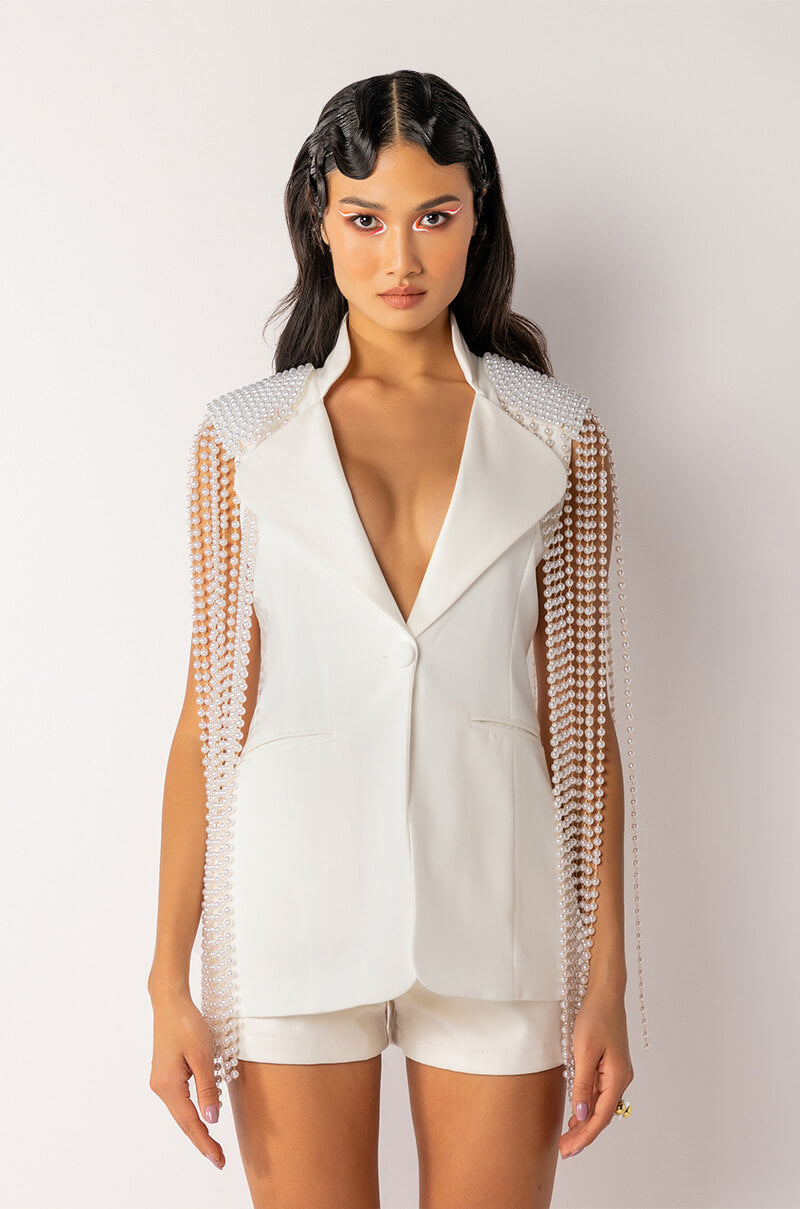 LA MODA PEARL SHOULDER PAD BLAZER