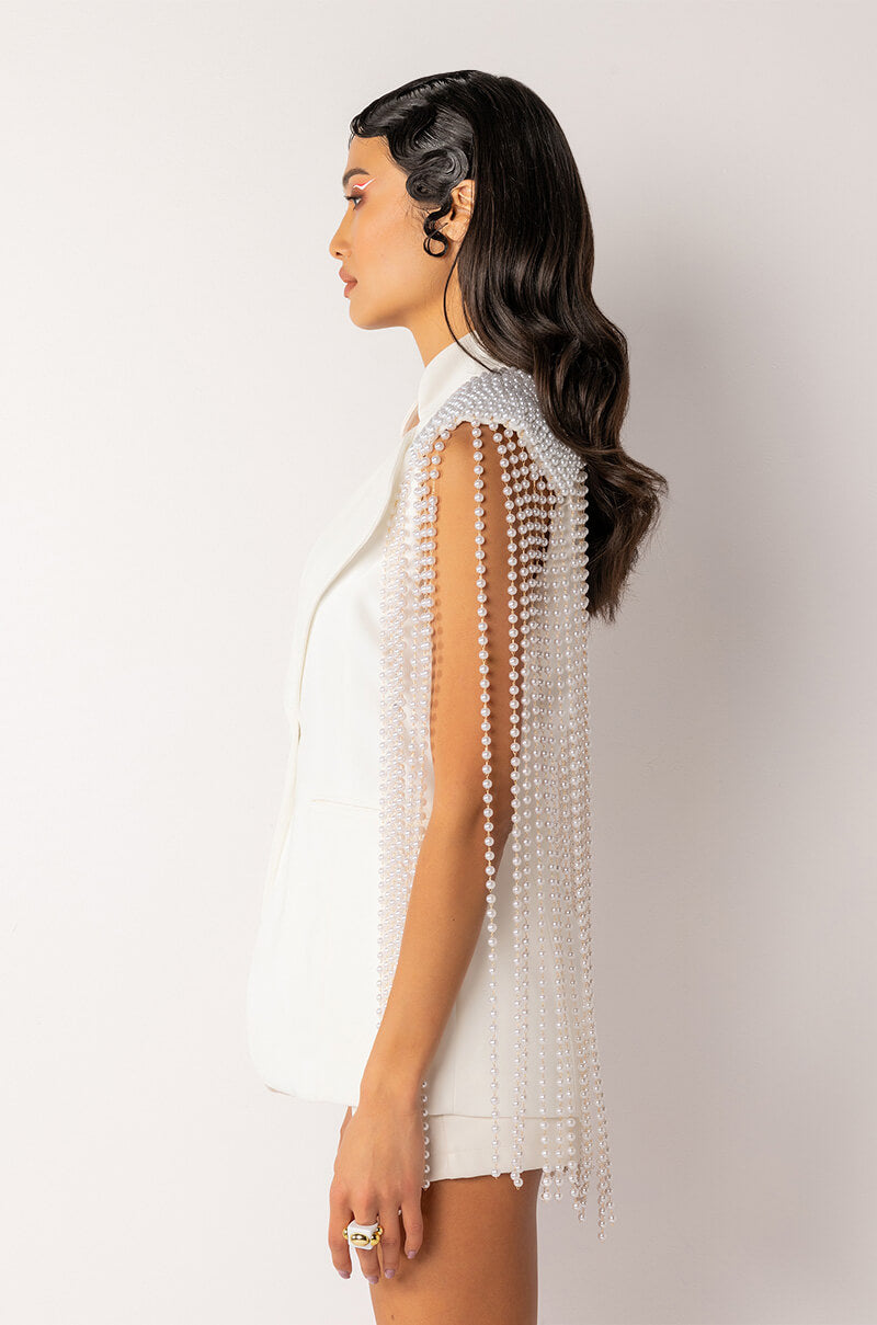 LA MODA PEARL SHOULDER PAD BLAZER