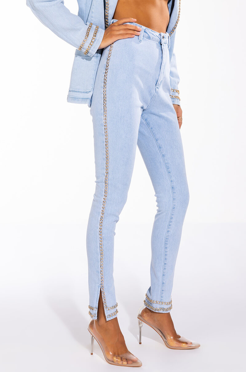ME MYSELF AND I CHAIN DETAIL SKINNY JEAN