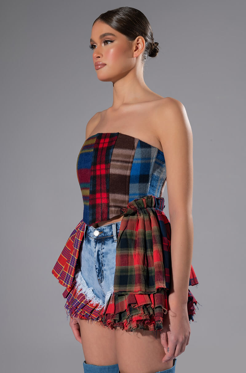 MODERN PUNK PLAID RUFFLE DENIM SHORT