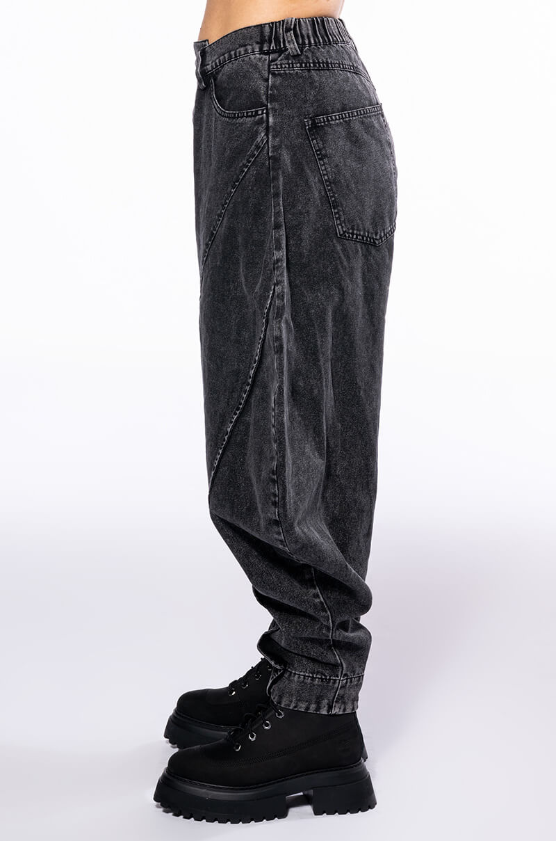 NEW YOU ABSTRACT VOLUME DENIM PANT