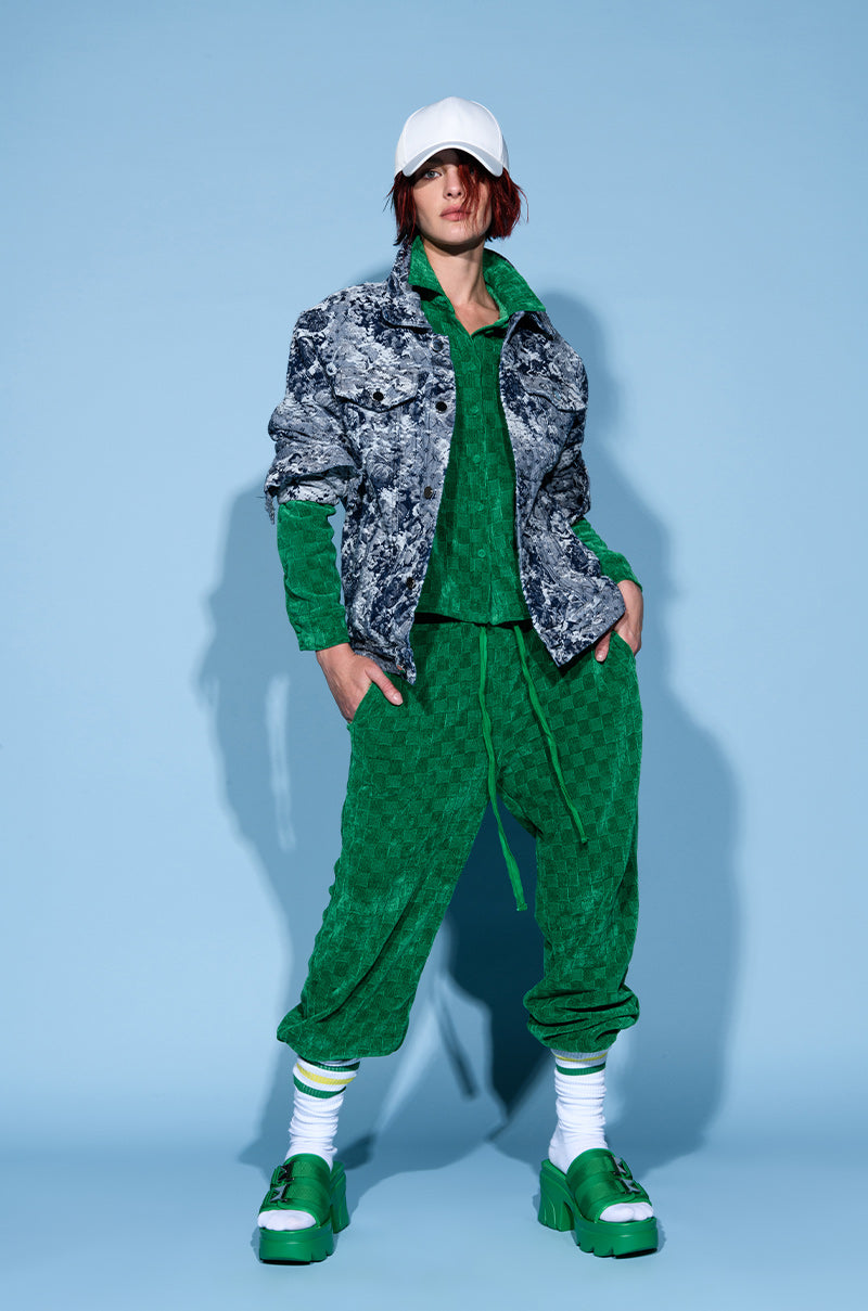 NINA TEXTURED STRAIGHT LEG JOGGER