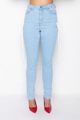 PEEK-A-BOOTY SKINNY JEANS