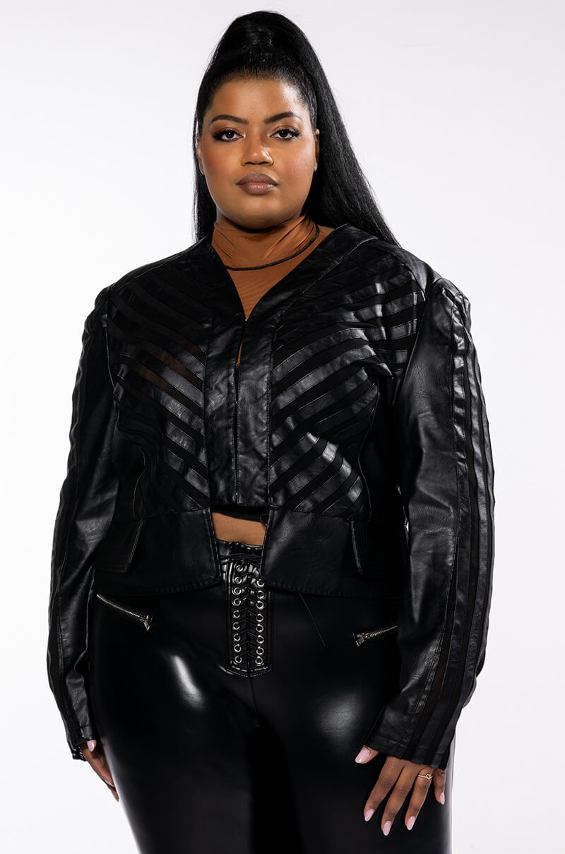 COME A LITTLE CLOSER MESH PLEATHER PLUS JACKET