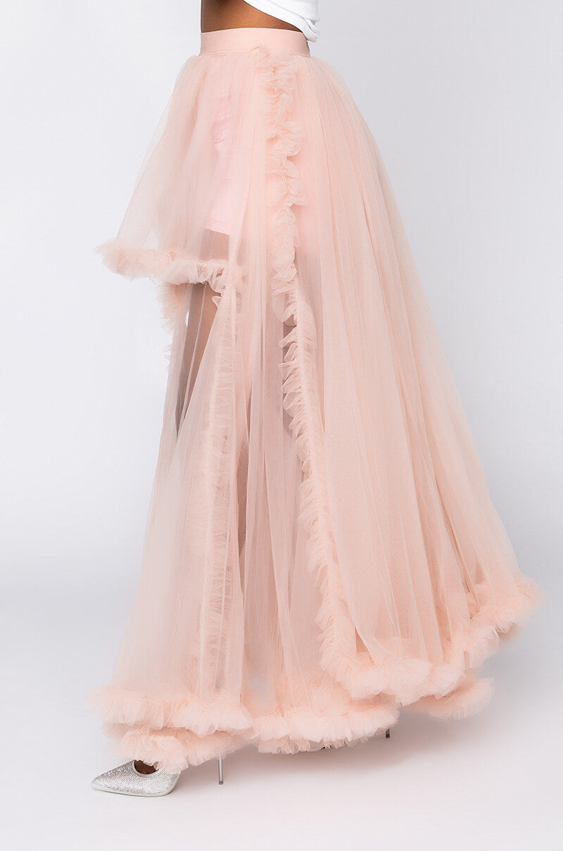 QUEEN ESSENTIALS HIGH LOW SKIRT