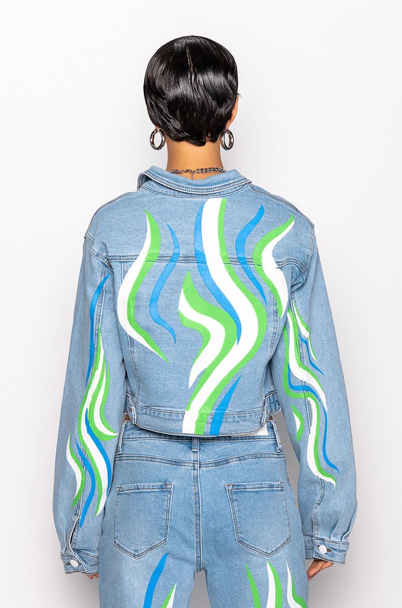 SMOOTH SWIRLIN' CROP DENIM JACKET