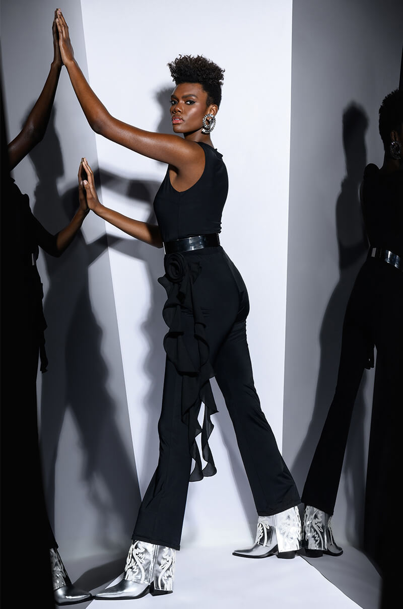 STELLA FLOUNCED FLARED LEGGING