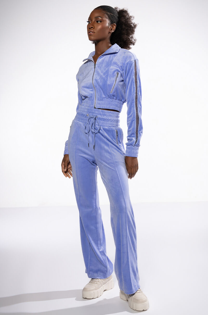 THE JET SETTER VELVET WIDE LEG JOGGER