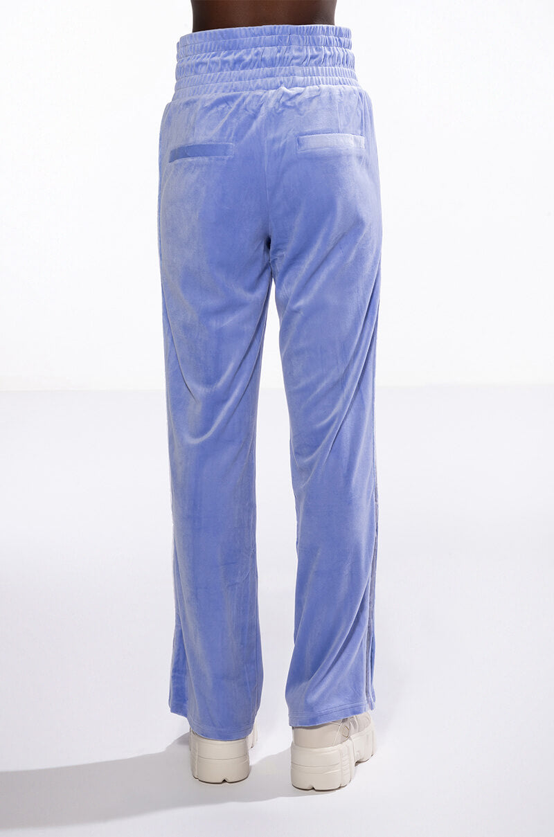 THE JET SETTER VELVET WIDE LEG JOGGER