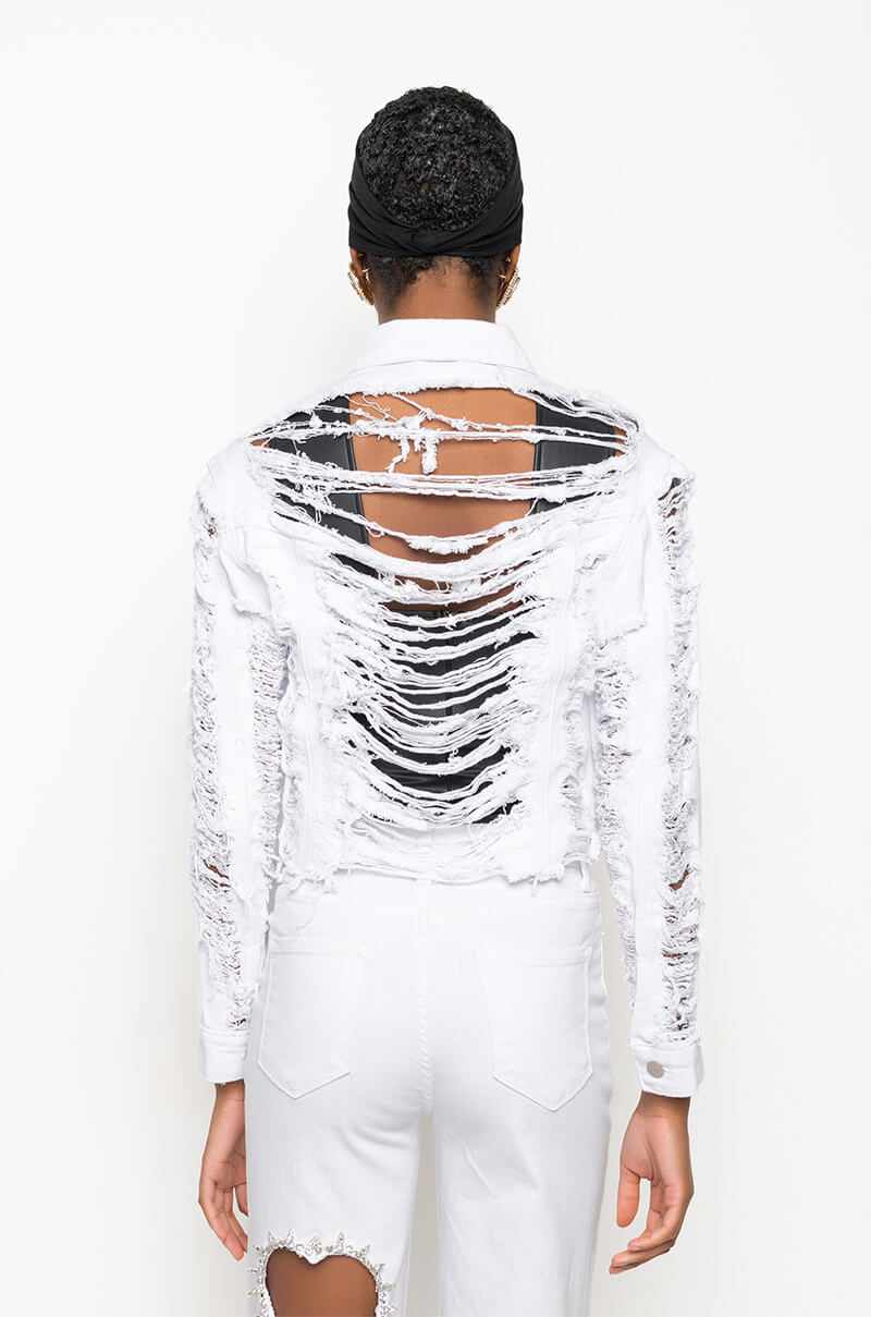 ULTRA DISTRESSED CROP DENIM JACKET