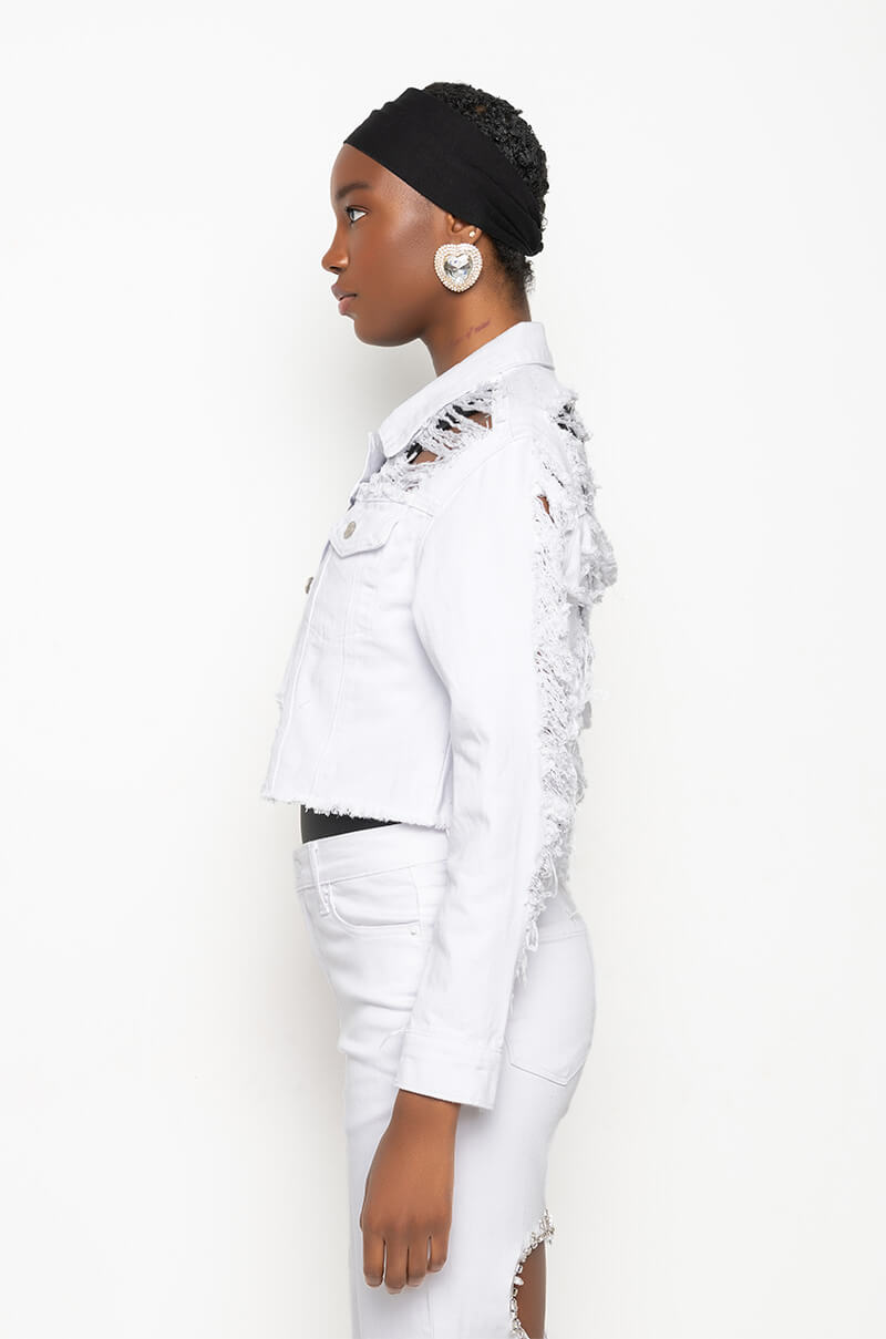 ULTRA DISTRESSED CROP DENIM JACKET