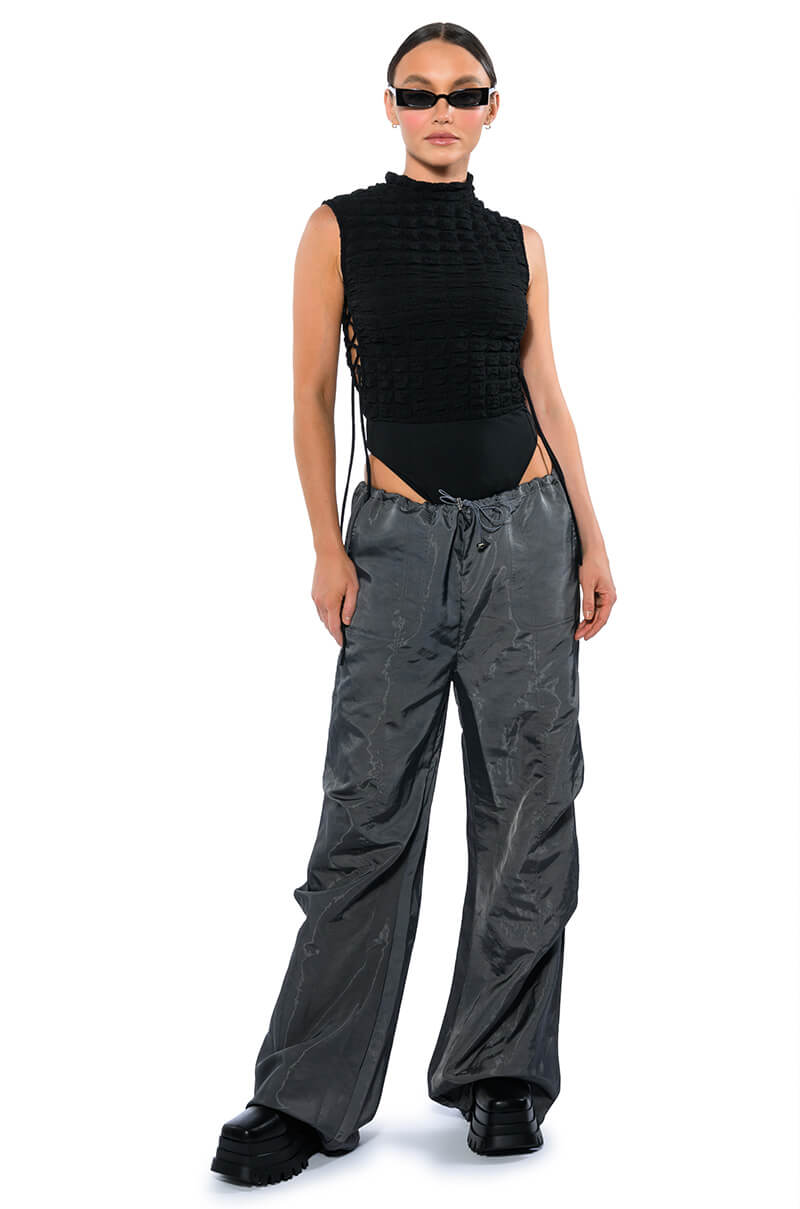 ZONA OVERSIZED PARACHUTE PANTS